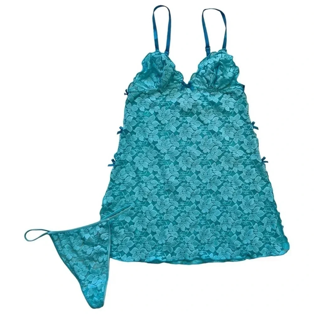 Vintage Y2K Victoria’s Secret Lace Lingerie Set